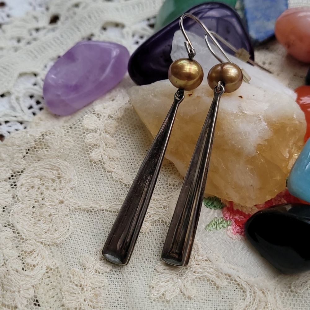 Vintage Pearl and sterling silver dangle earrings